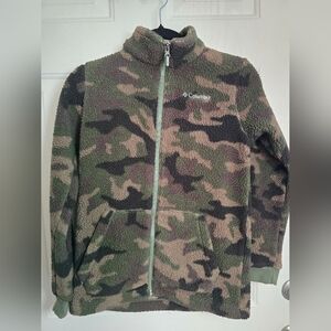 Columbia Camo Sherpa Fleece Zip Jacket – Youth Large (14/16)